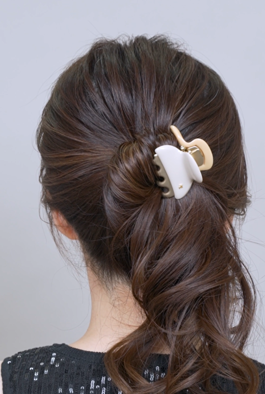 The Studio Swivel Ponytail